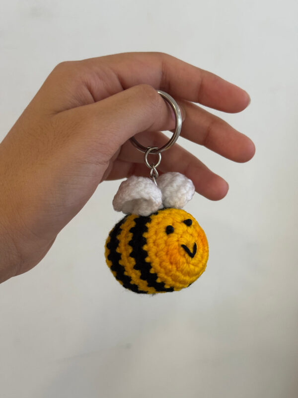 Handmade Bee Crochet Keychain – Cute Yellow & Black Bumblebee Keyring